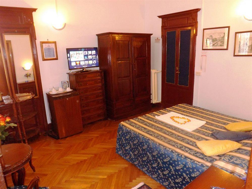 Tibullo Guesthouse Рим Экстерьер фото